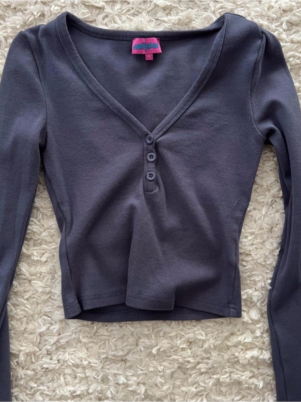 Edikted Charcoal Gray Long-Sleeve V-Neck Henley Top